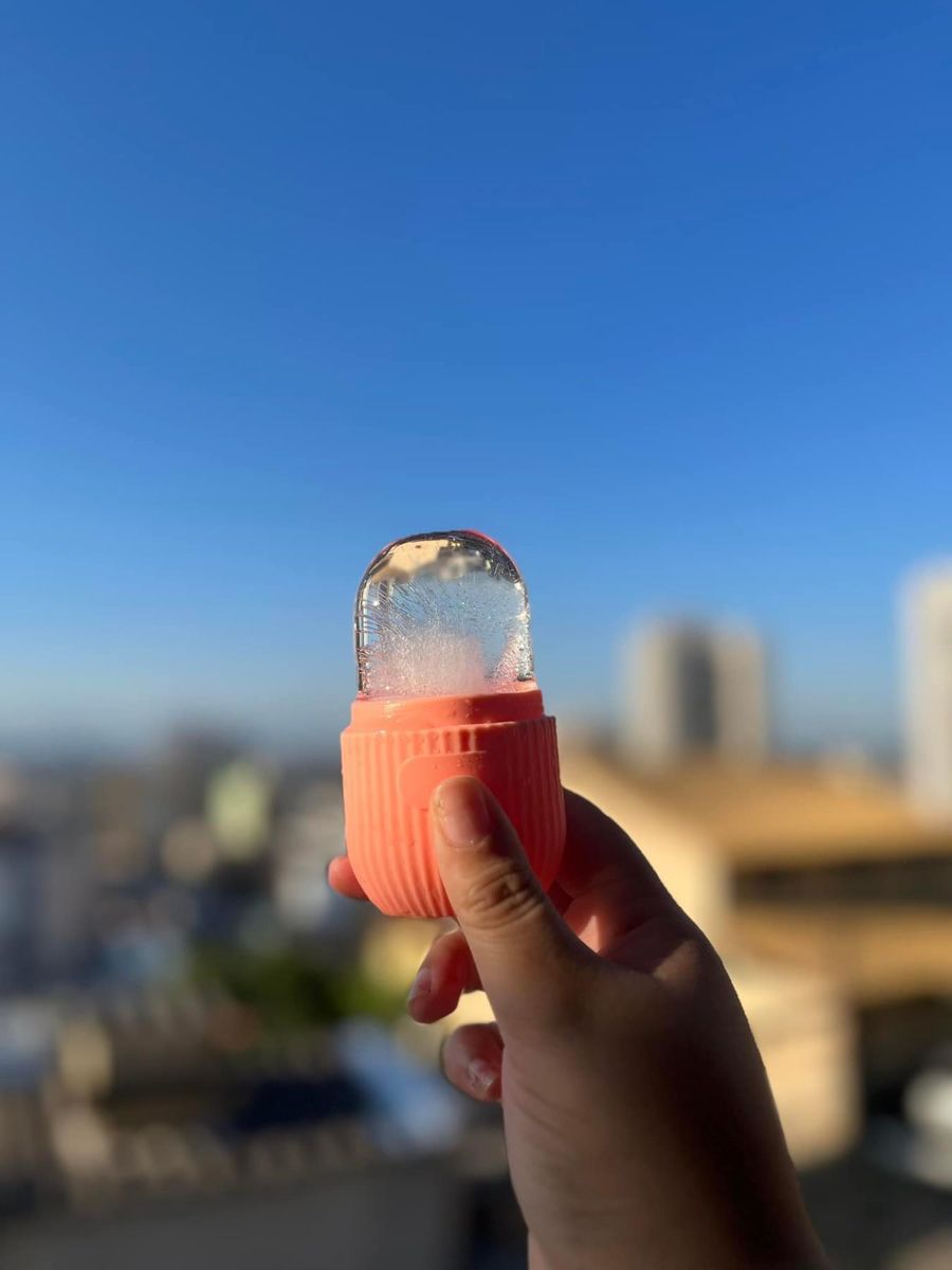 Silicone Ice Roller Facial Massage for Cryotherapy - Beauty Skin Care Massage for Collagen Regrowth & Skin Strengthening - Enhance Your Natural Glow/Reusable Facial Treatment to Tighten & Tone Skin & De-Puff The Eye Area